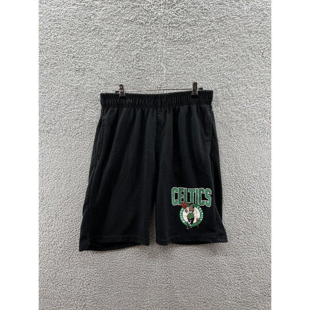 UNK NBA Boston Celtics Black Athletic Sweatshorts Men’s Size Large